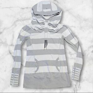 Lululemon Stay On Course Pullover Size 6